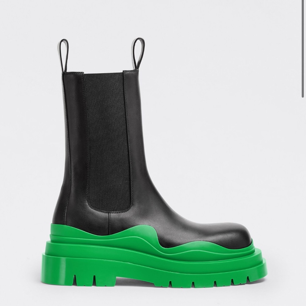 Men’s Bottega Veneta Chelsea Boot!